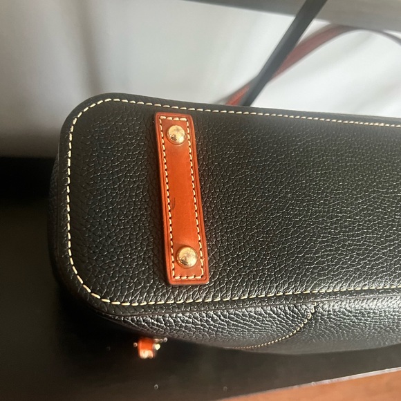 Dooney & Bourke Large Black Leather Tote Bag with Brown Straps - Picture 6 of 9